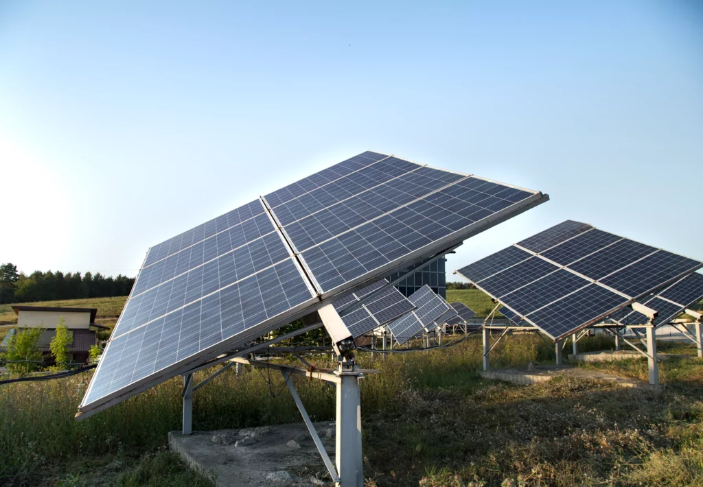 fotovoltaica-na-energia-da-central-solar-natural