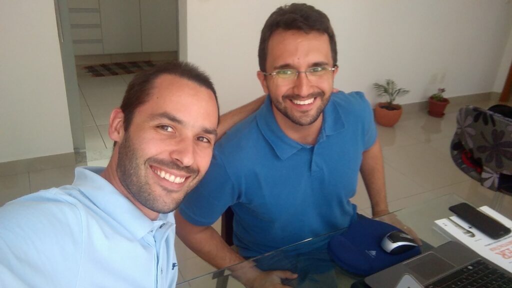 história galt Ícaro e Gustavo